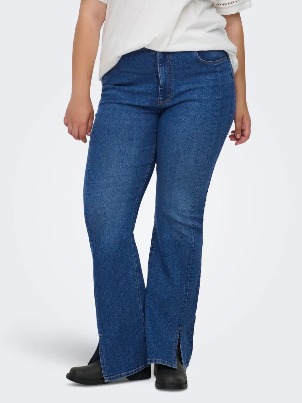 CARCHRISTINE Hög midja Utsvängd passform Jeans