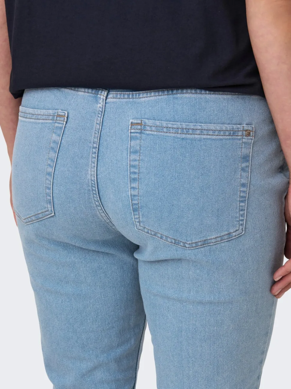 -CARHUSH Medelhög midja Skinny Fit Ankellängd Jeans