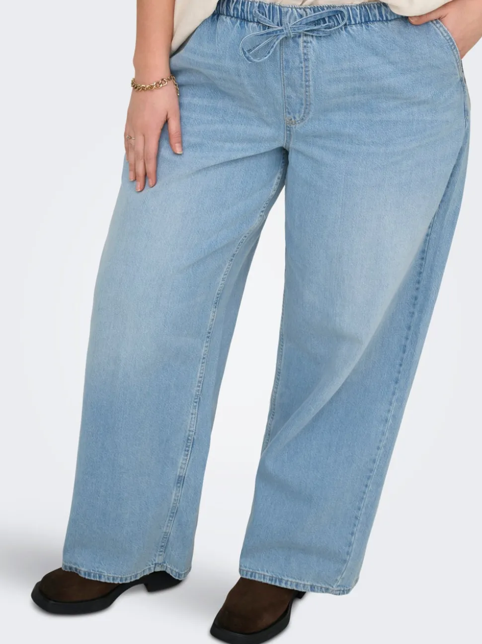 CARJAY Hög midja Vida ben Jeans