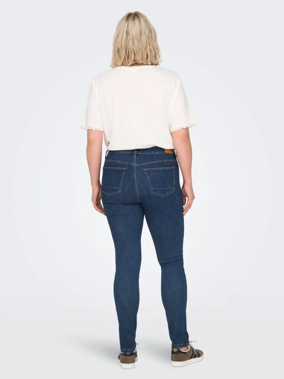 CARKARLA Medelhög midja Skinny Fit Ankellängd Jeans