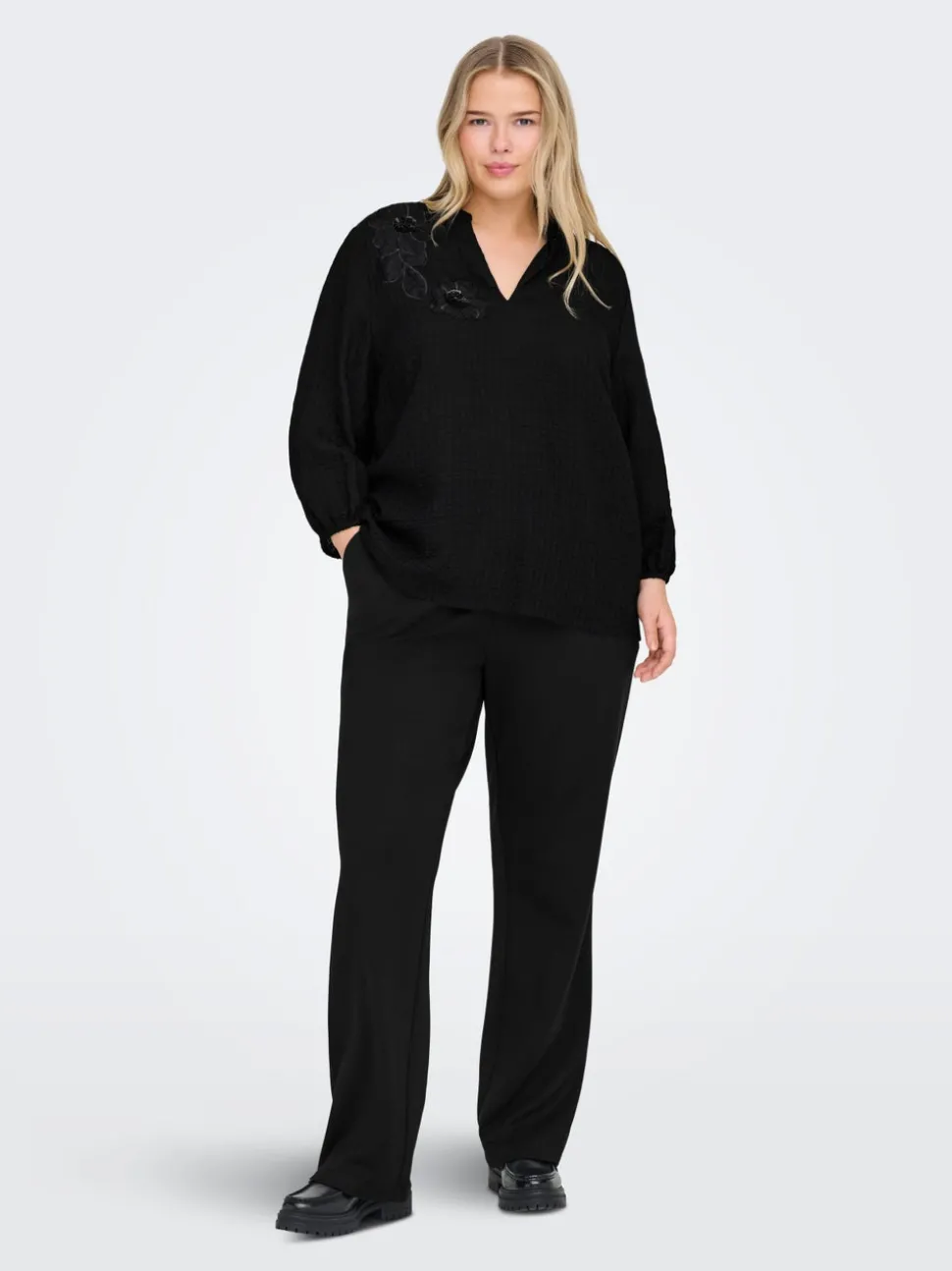 CARLYNE Blus