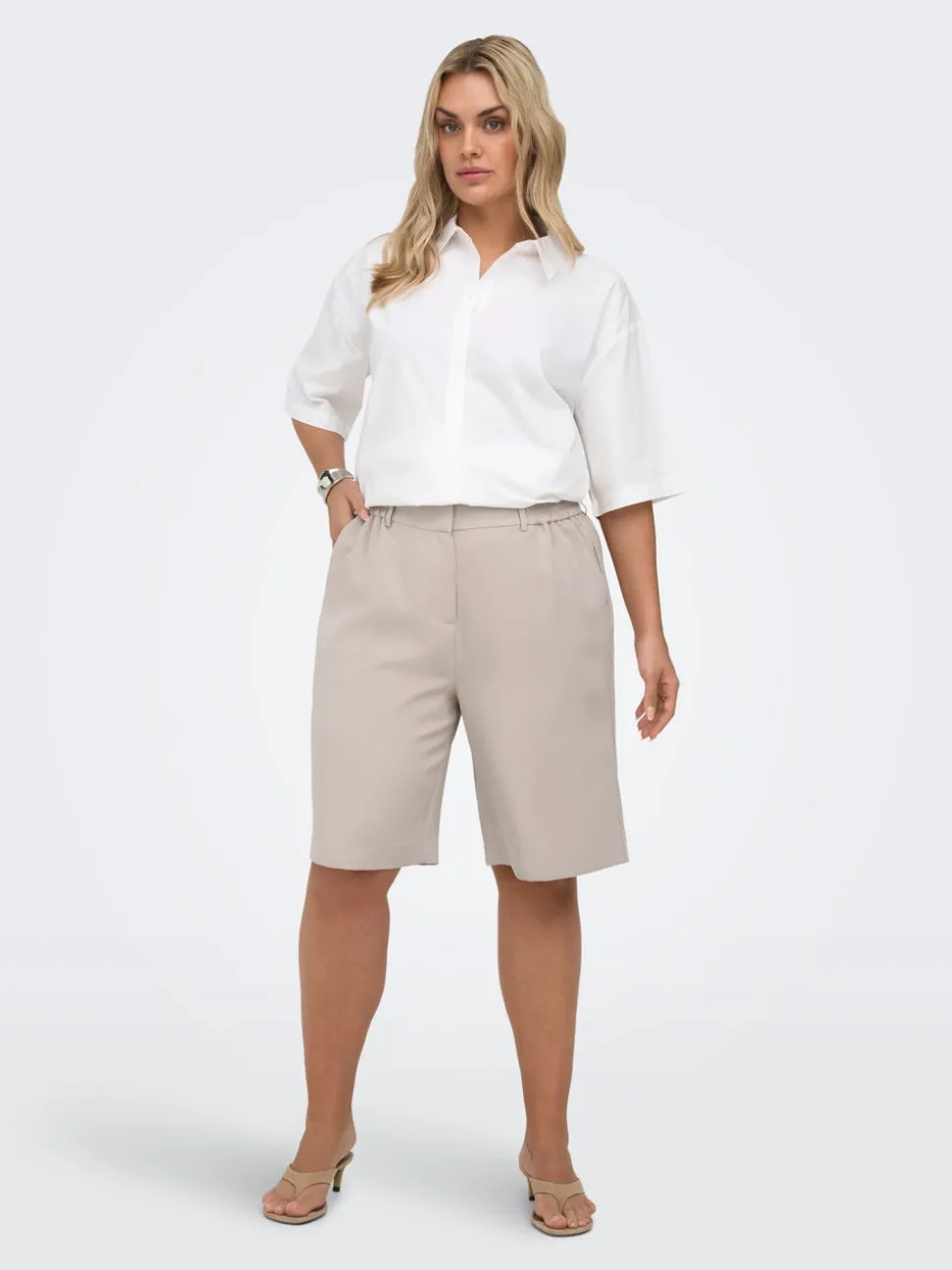 CARMIA Hög midja Normal passform Shorts
