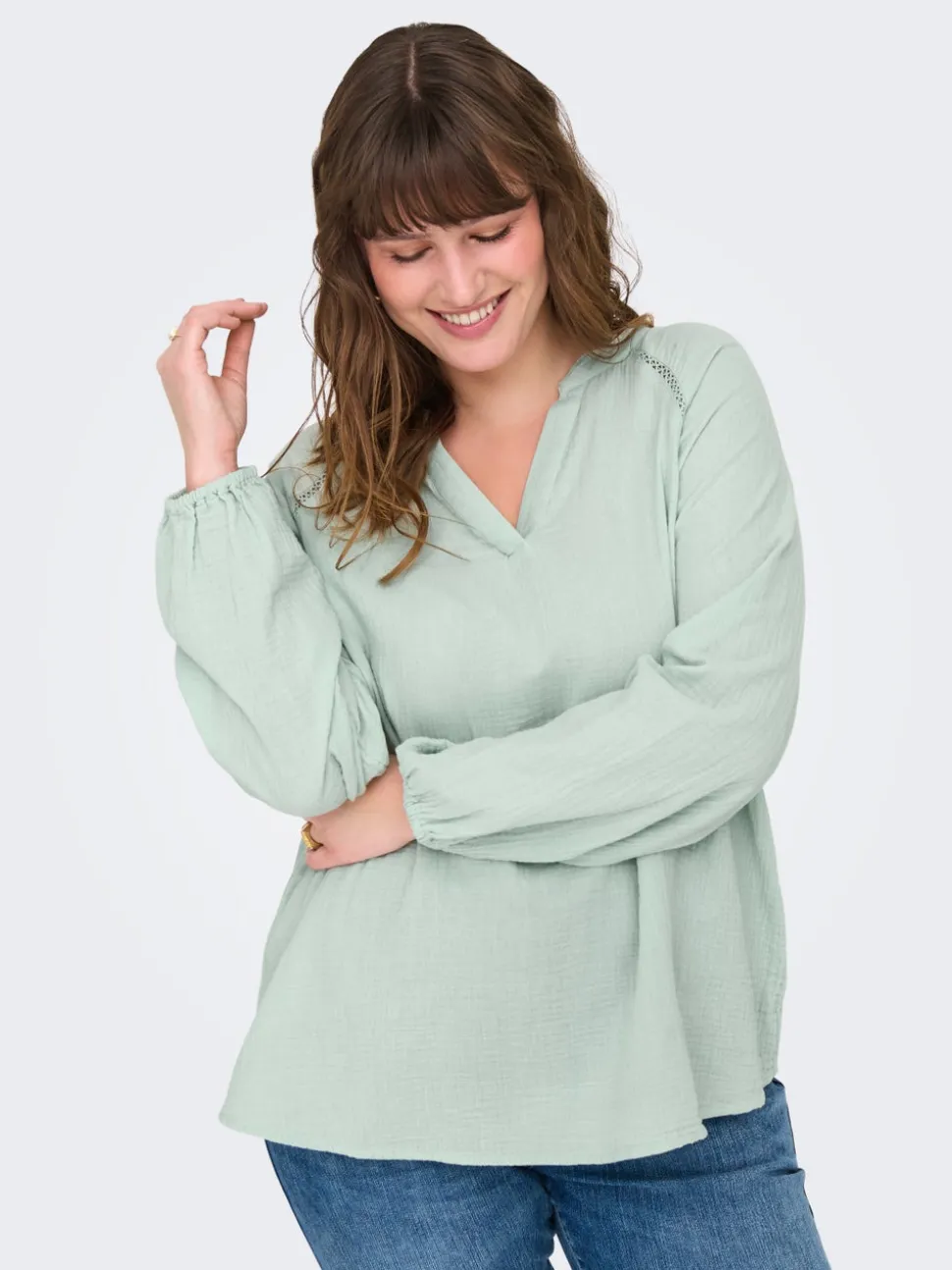 CARTHYRA Topp