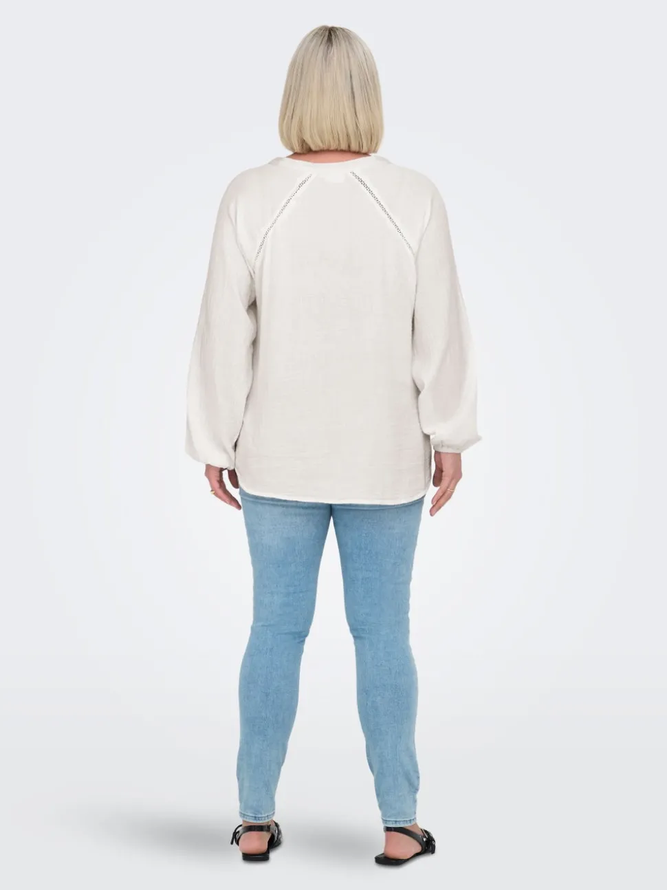 CARTHYRA Topp