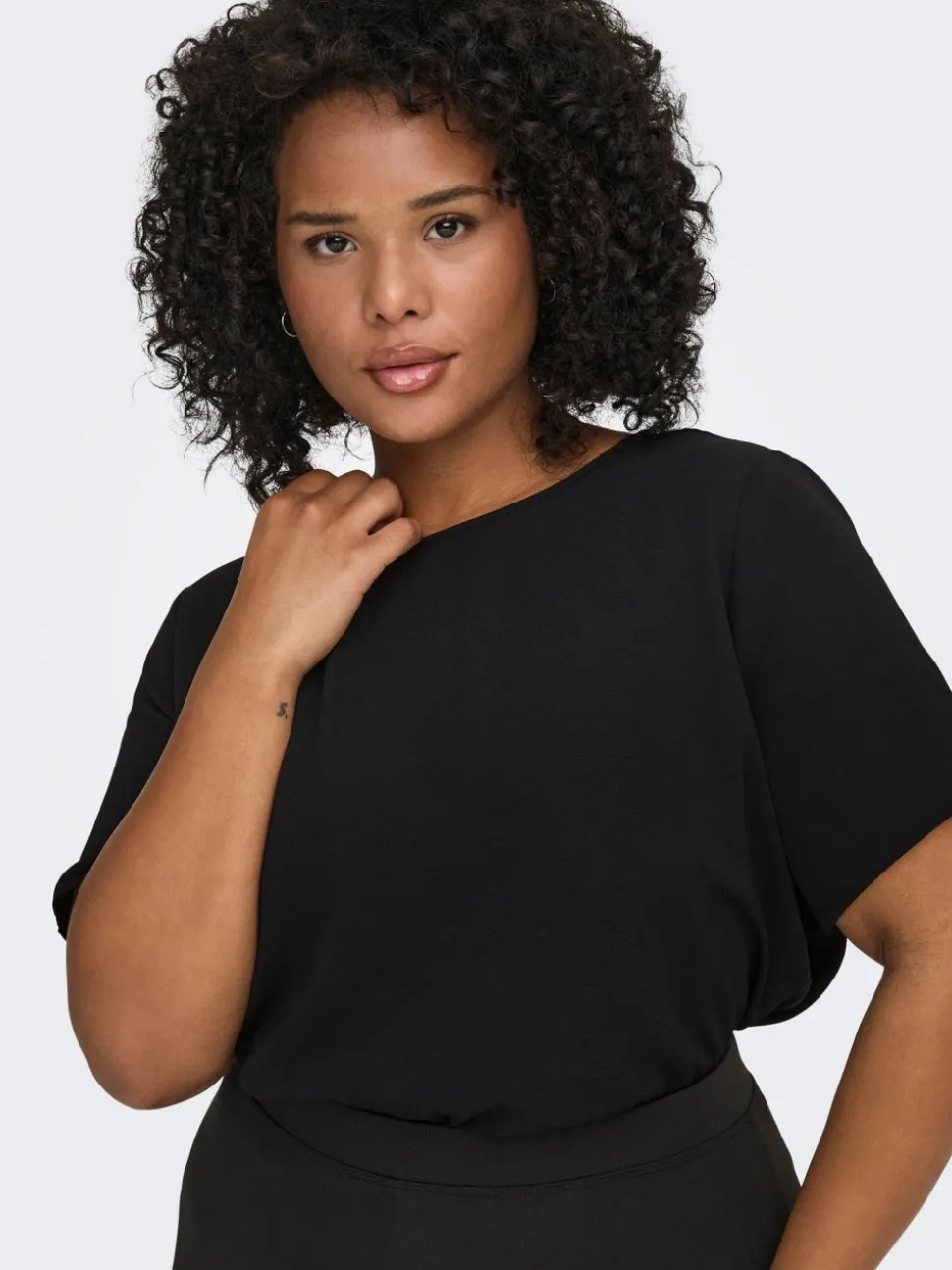 CARVICA Blus