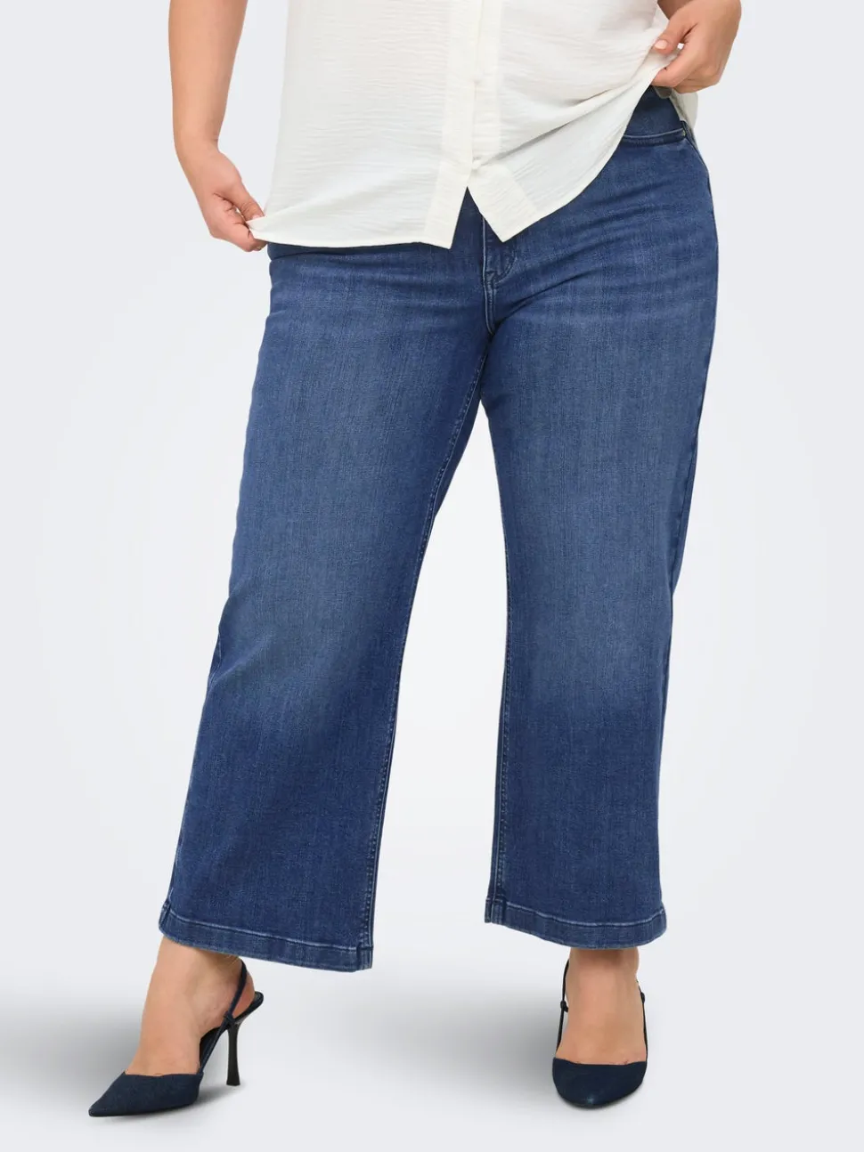 CARWILLY Hög midja Vida ben Beskuren Jeans