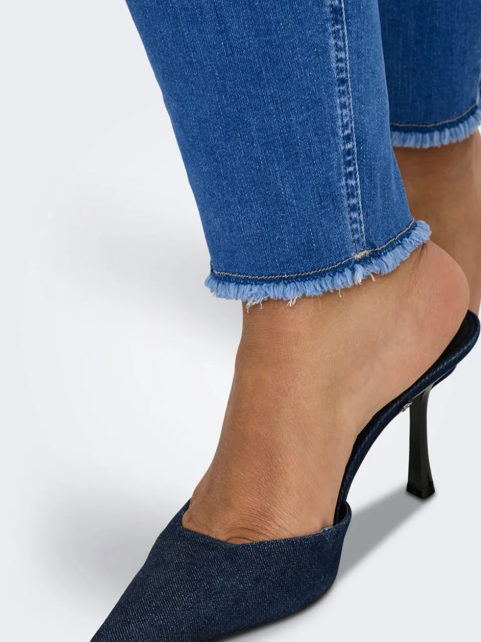 CARWILLY Medelhög midja Skinny Fit Jeans