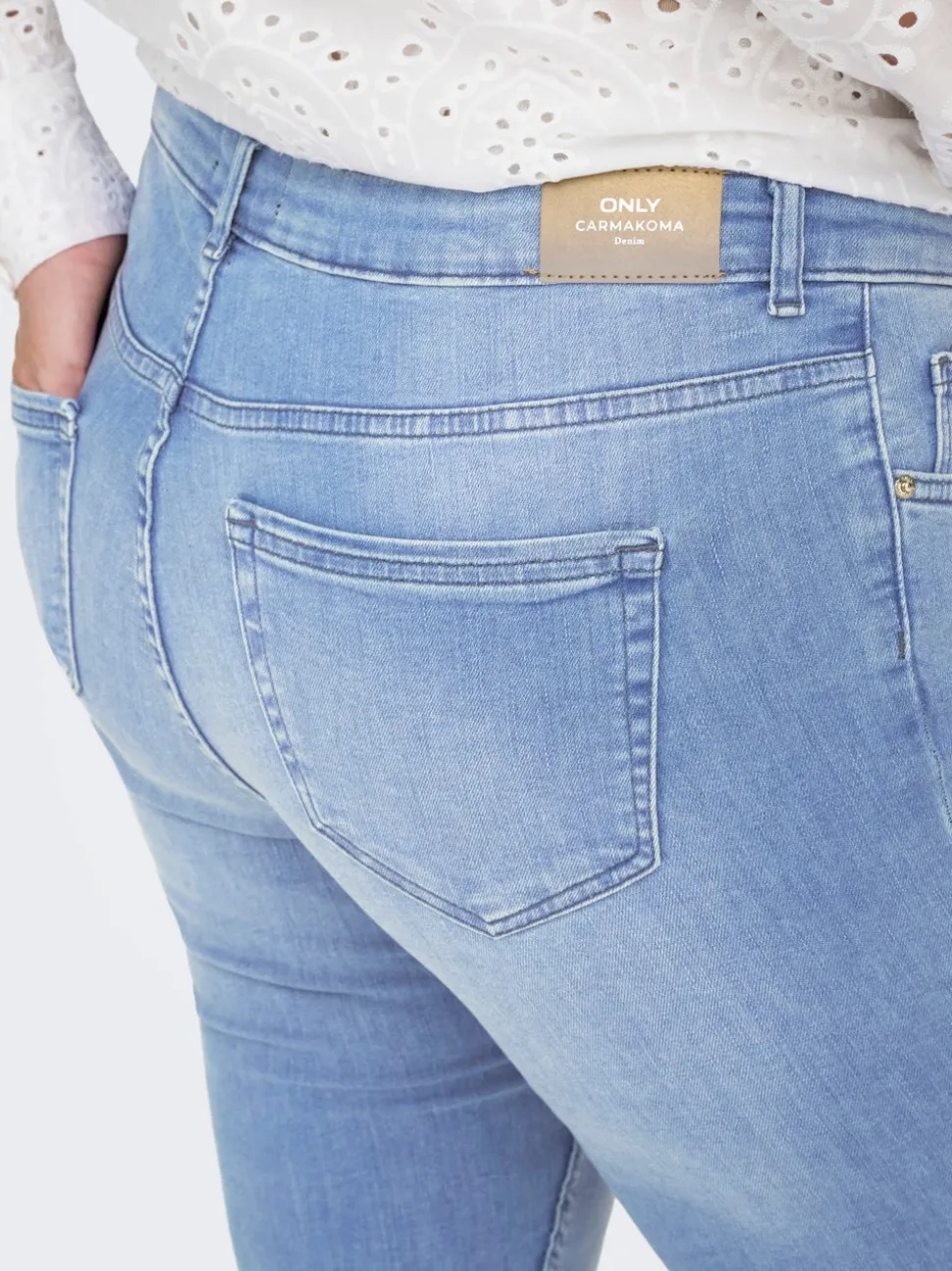 CARWILLY Medelhög midja Skinny Fit Ankellängd Jeans