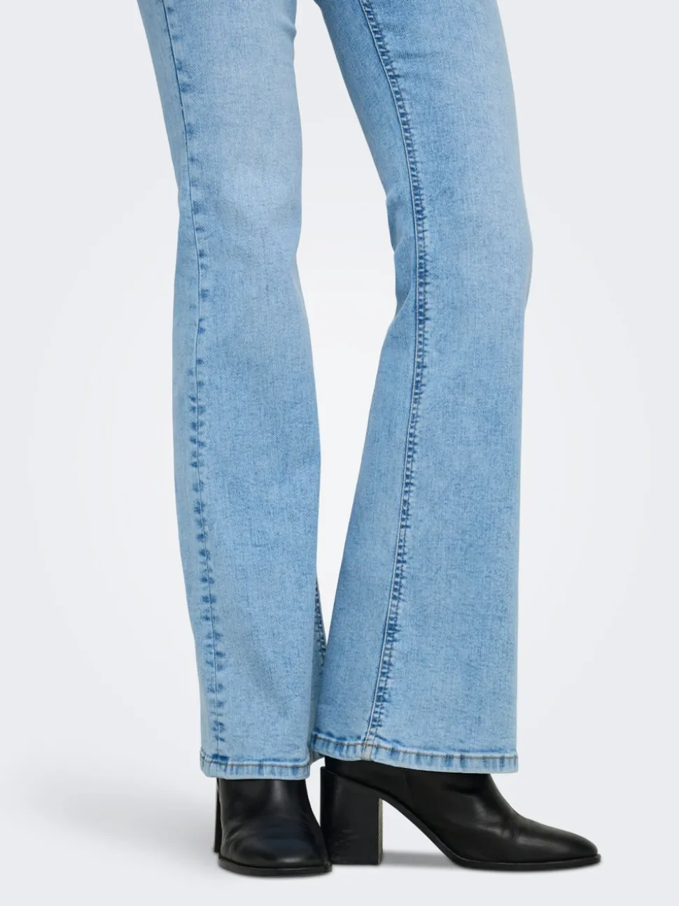 JDYKATHY Hög midja Utsvängd passform Jeans
