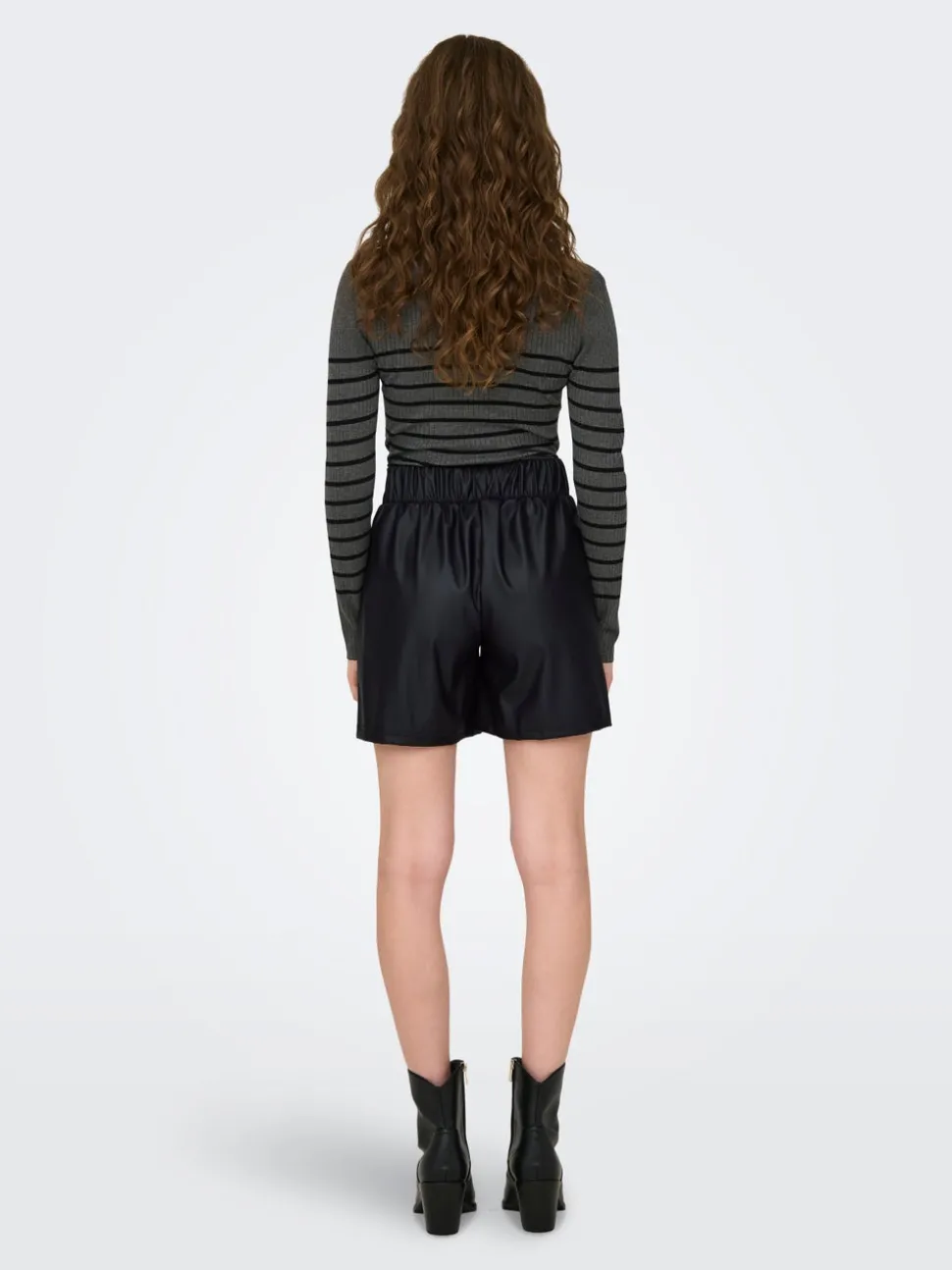 JDYSOYA Normal passform Shorts