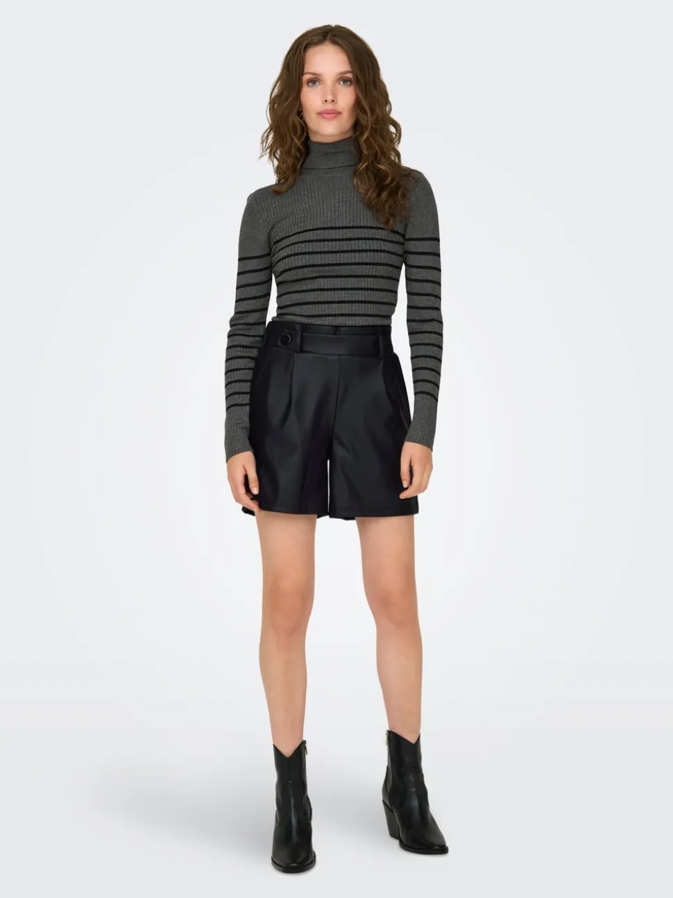 JDYSOYA Normal passform Shorts