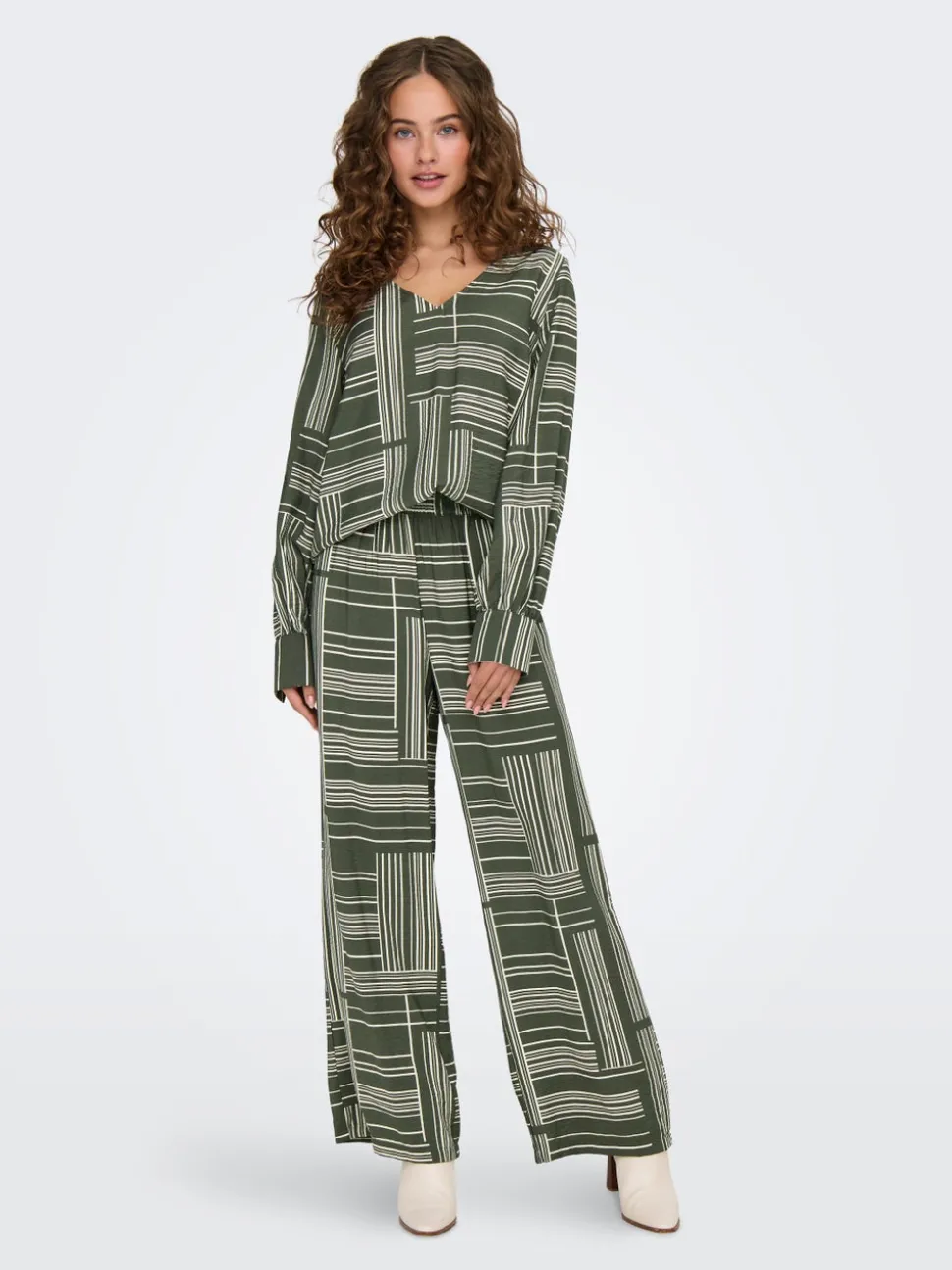 JDYTROYA Slim Straight Fit Byxor