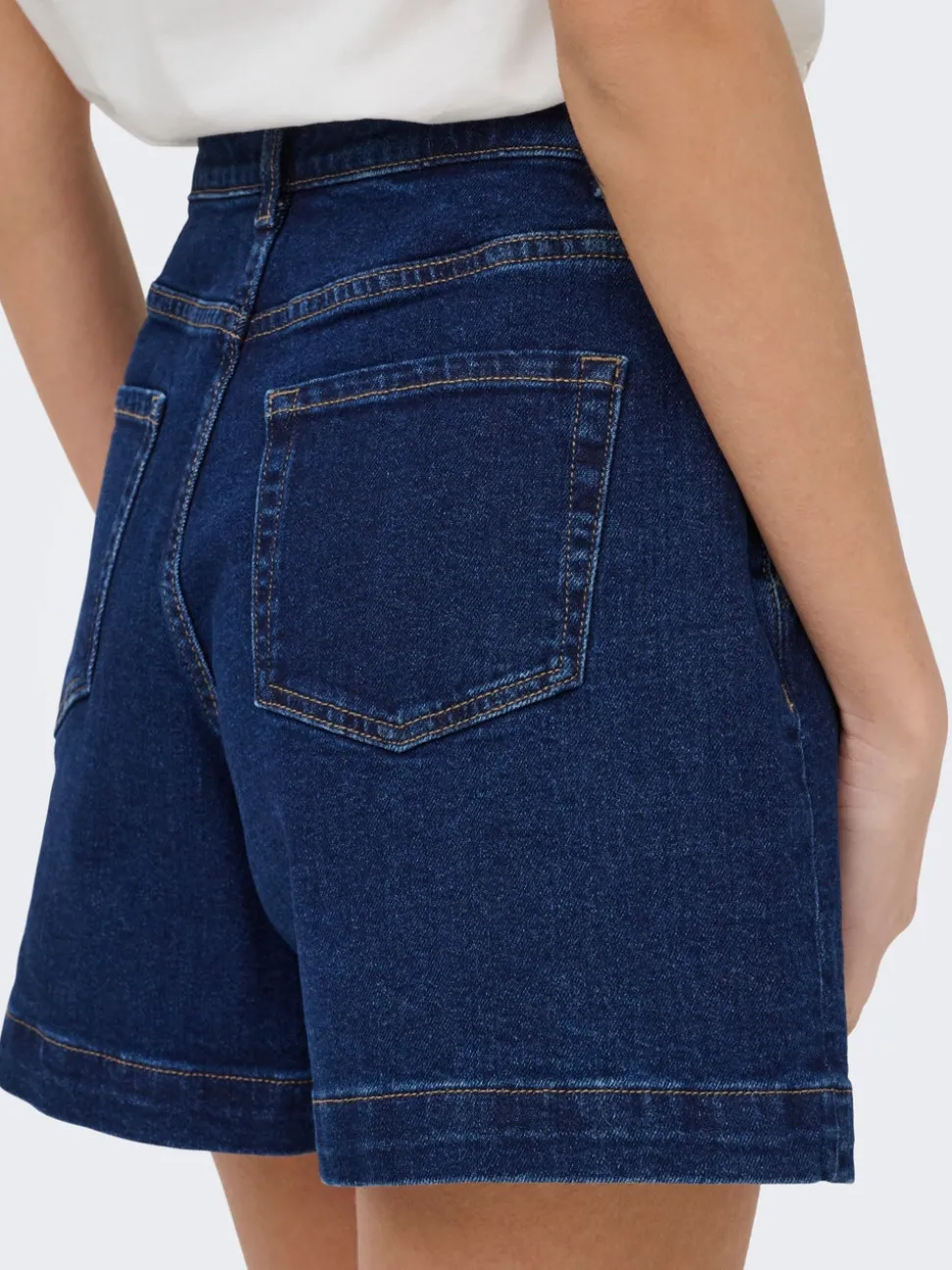 JDYVALERIE Hög midja Normal passform Cityshorts