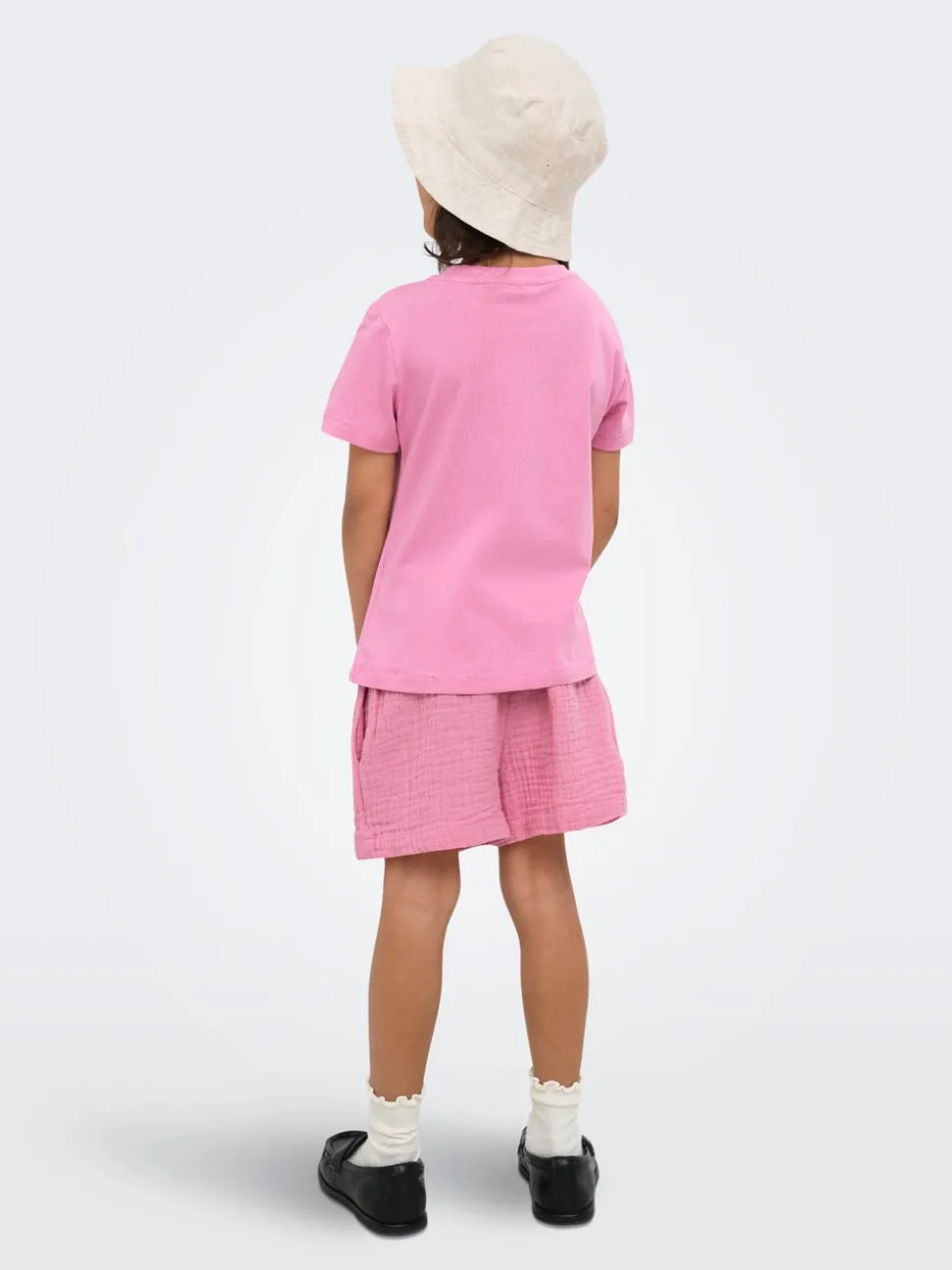 KMGTHYRA Medelhög midja Normal passform Shorts