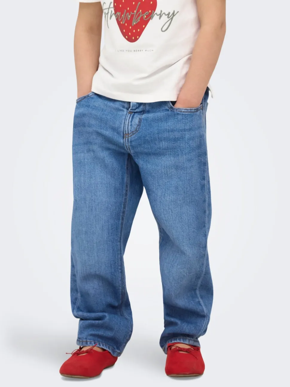KMGVALENTINE Medelhög midja Rak passform Jeans