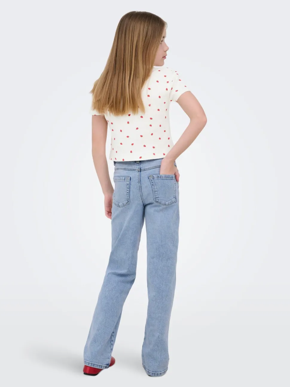 KOGBLAIR Medelhög midja Vida ben Jeans