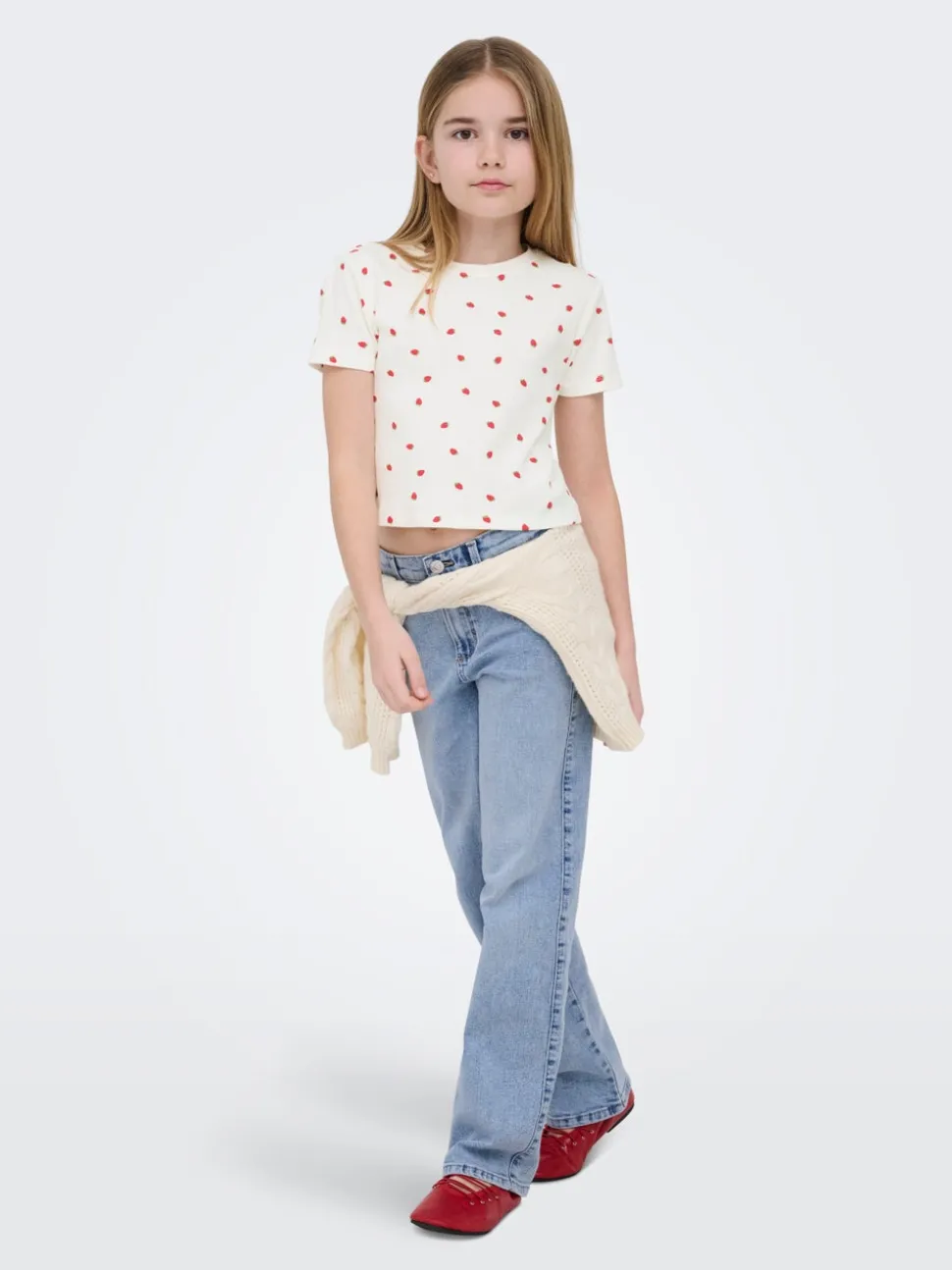 KOGBLAIR Medelhög midja Vida ben Jeans