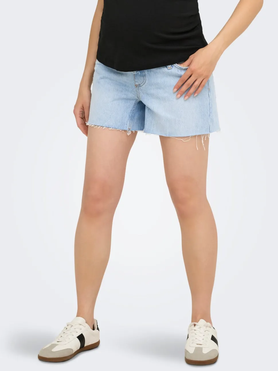 OLMGABI Medelhög midja Normal passform Denimshorts