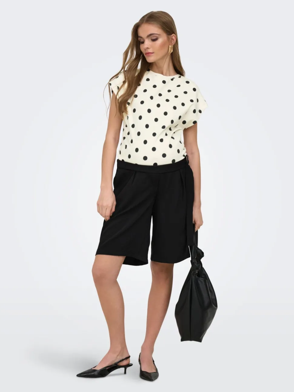 OLMVICTORIA Hög midja Normal passform Shorts