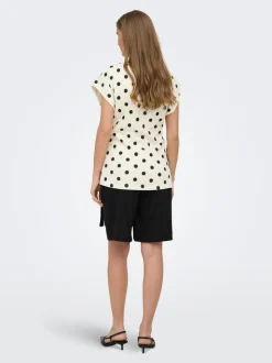 OLMVICTORIA Hög midja Normal passform Shorts