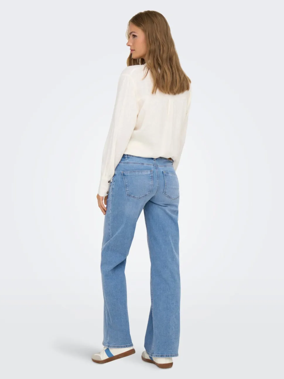 OLMWAUW Medelhög midja Vida ben Jeans