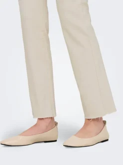 ONLANN-KENYA Medelhög midja Utsvängd passform Jeans