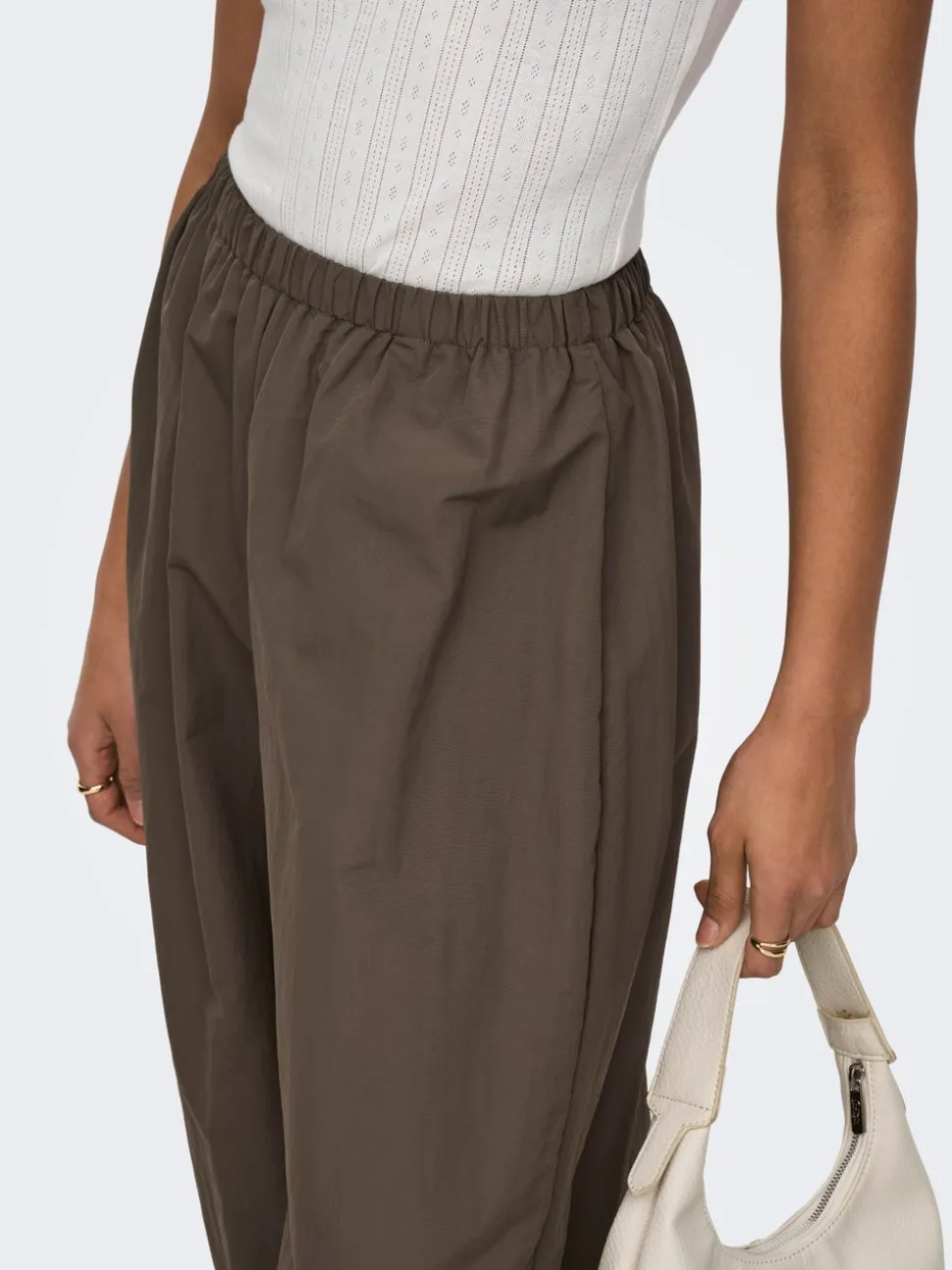 ONLAZRA Barrel-passform Pantalones estilo parachute