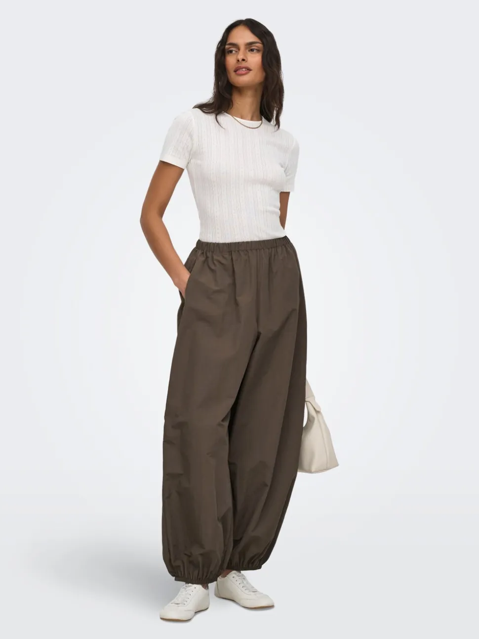 ONLAZRA Barrel-passform Pantalones estilo parachute