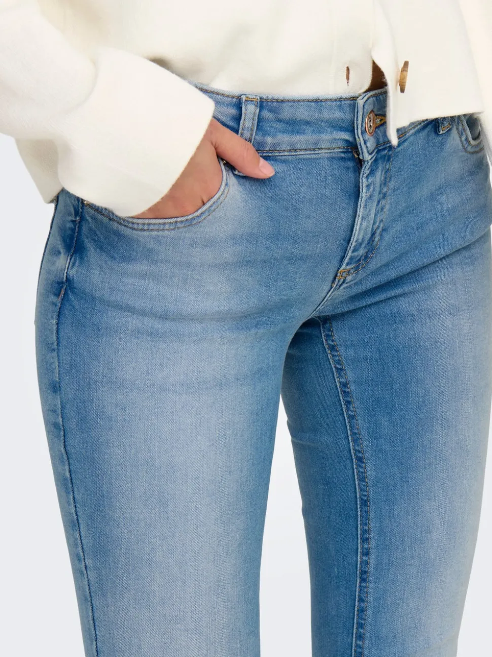 ONLBLUSH Låg midja Utsvängd passform Jeans