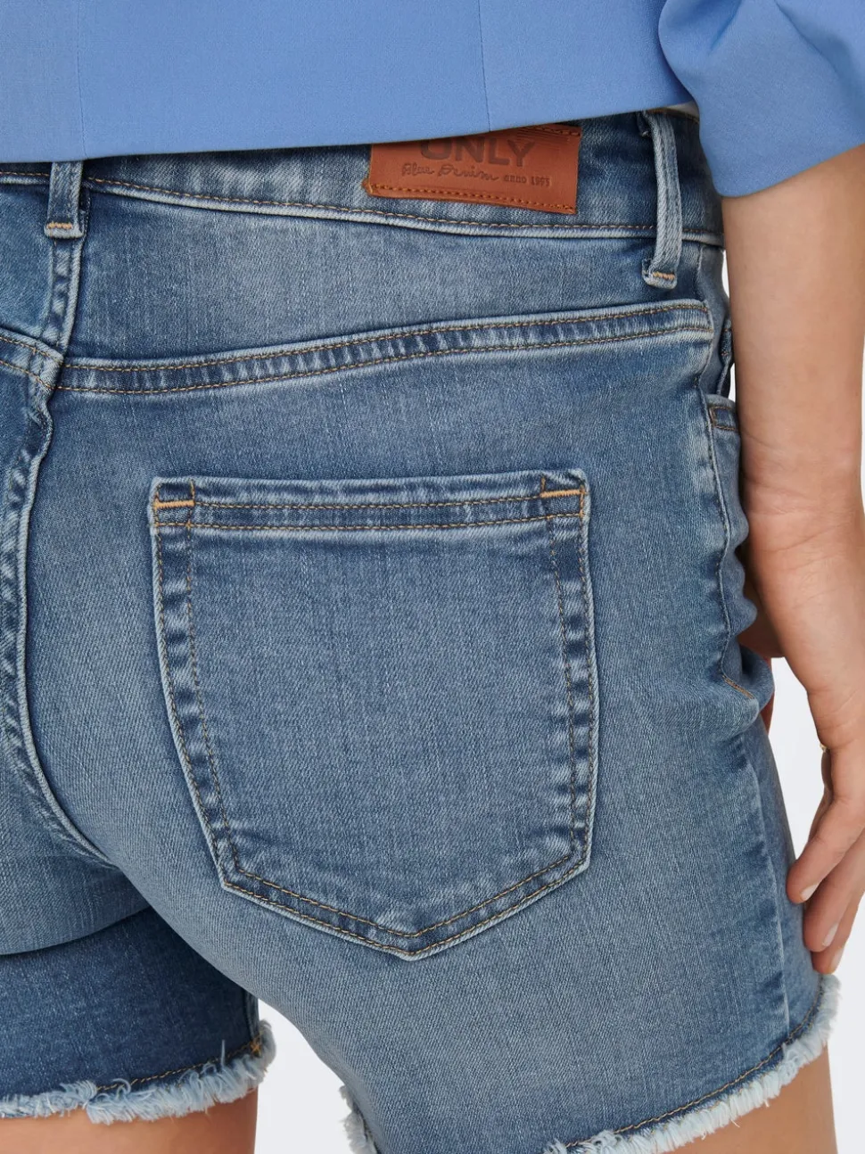 ONLBLUSH Medelhög midja Normal passform Denimshorts