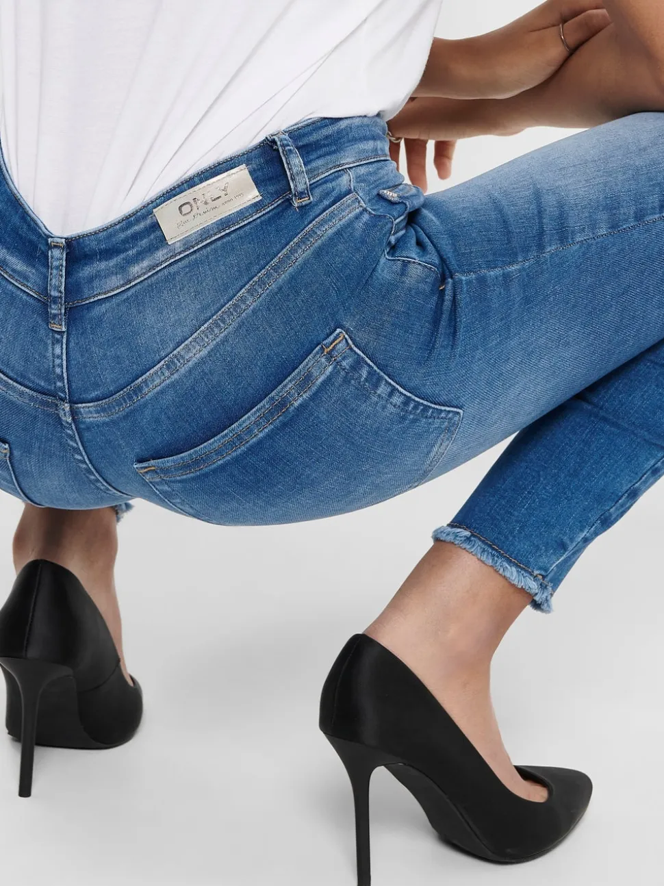 ONLBLUSH Medelhög midja Skinny Fit Ankellängd Jeans