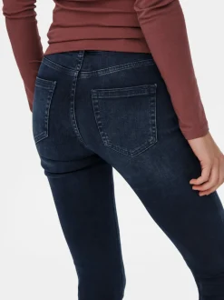 ONLBLUSH Medelhög midja Utsvängd passform Jeans