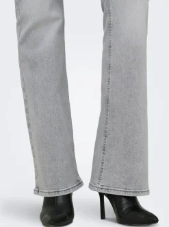 ONLBLUSH Medelhög midja Utsvängd passform Jeans