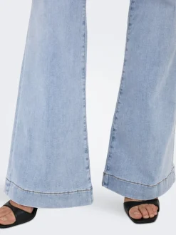 ONLBLUSH Medelhög midja Utsvängd retropassform Jeans