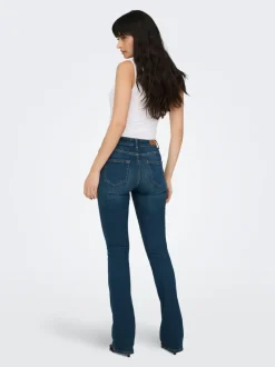 ONLBLUSH Medelhög midja Utsvängd passform Jeans