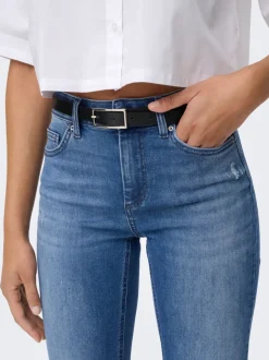 ONLBLUSH Medelhög midja Utsvängd passform Jeans