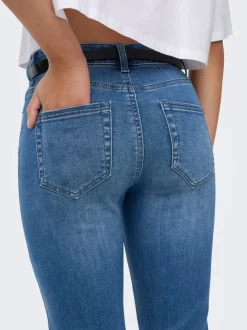 ONLBLUSH Medelhög midja Utsvängd passform Jeans