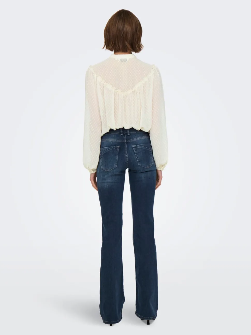 ONLBLUSH Medelhög midja Utsvängd passform Jeans
