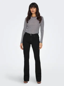 ONLBLUSH Medelhög midja Utsvängd passform Jeans