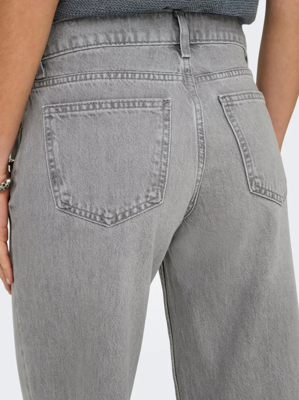 ONLBRENDA Låg midja Rak passform Jeans