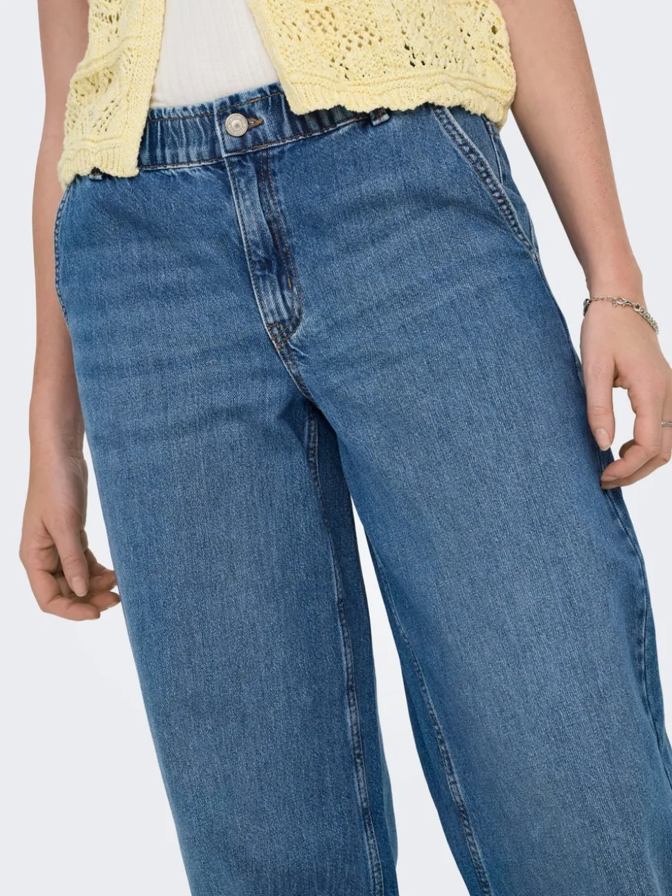 ONLCOMET Medelhög midja Vida ben Jeans