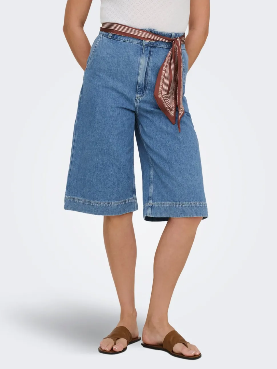 ONLDAVINA Medelhög midja Normal passform Denimshorts