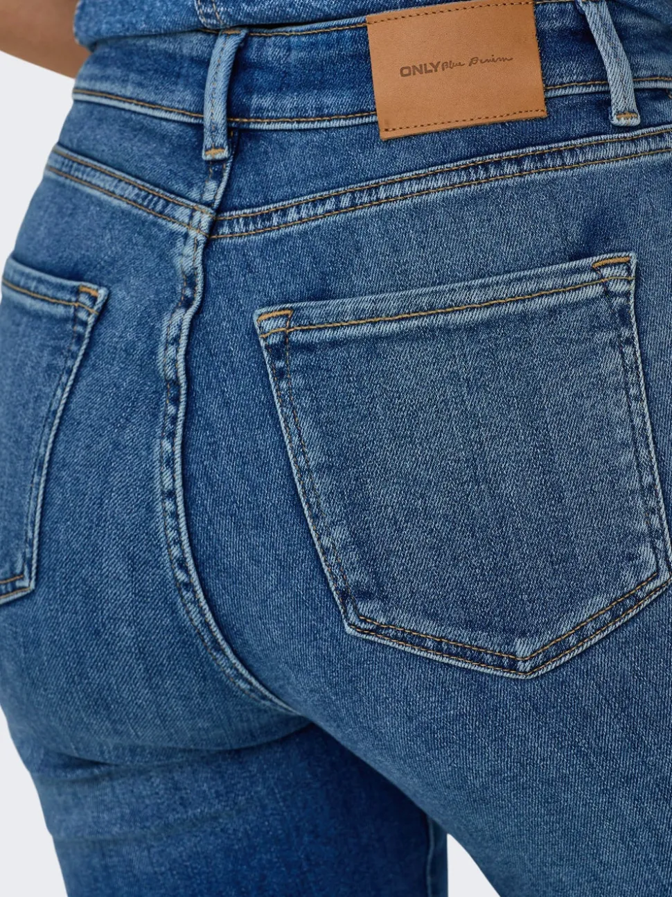 ONLEMILY Hög midja Rak passform Ankellängd Jeans