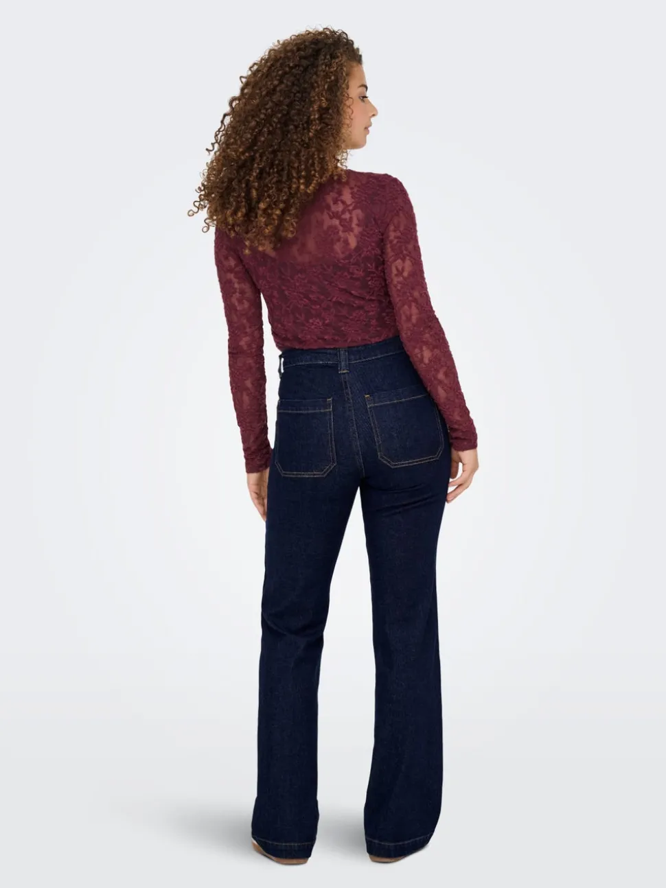 ONLEMILY Hög midja Utsvängd passform Jeans