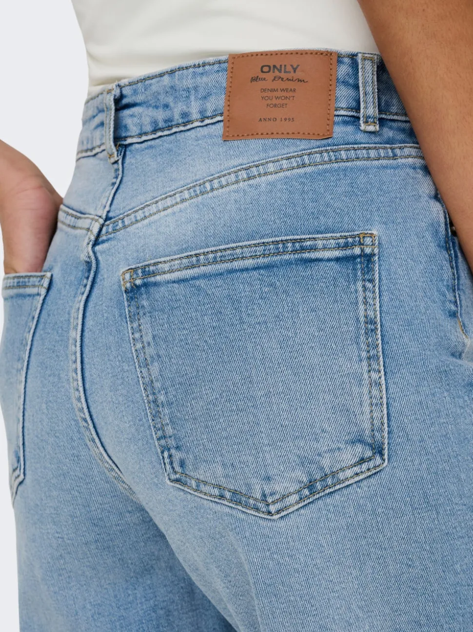 ONLJUICY Hög midja Vida ben Jeans