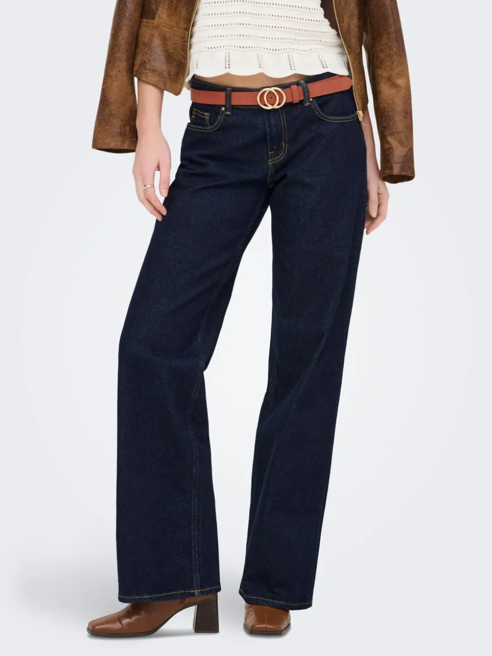 ONLJUICY Låg midja Rak passform Jeans