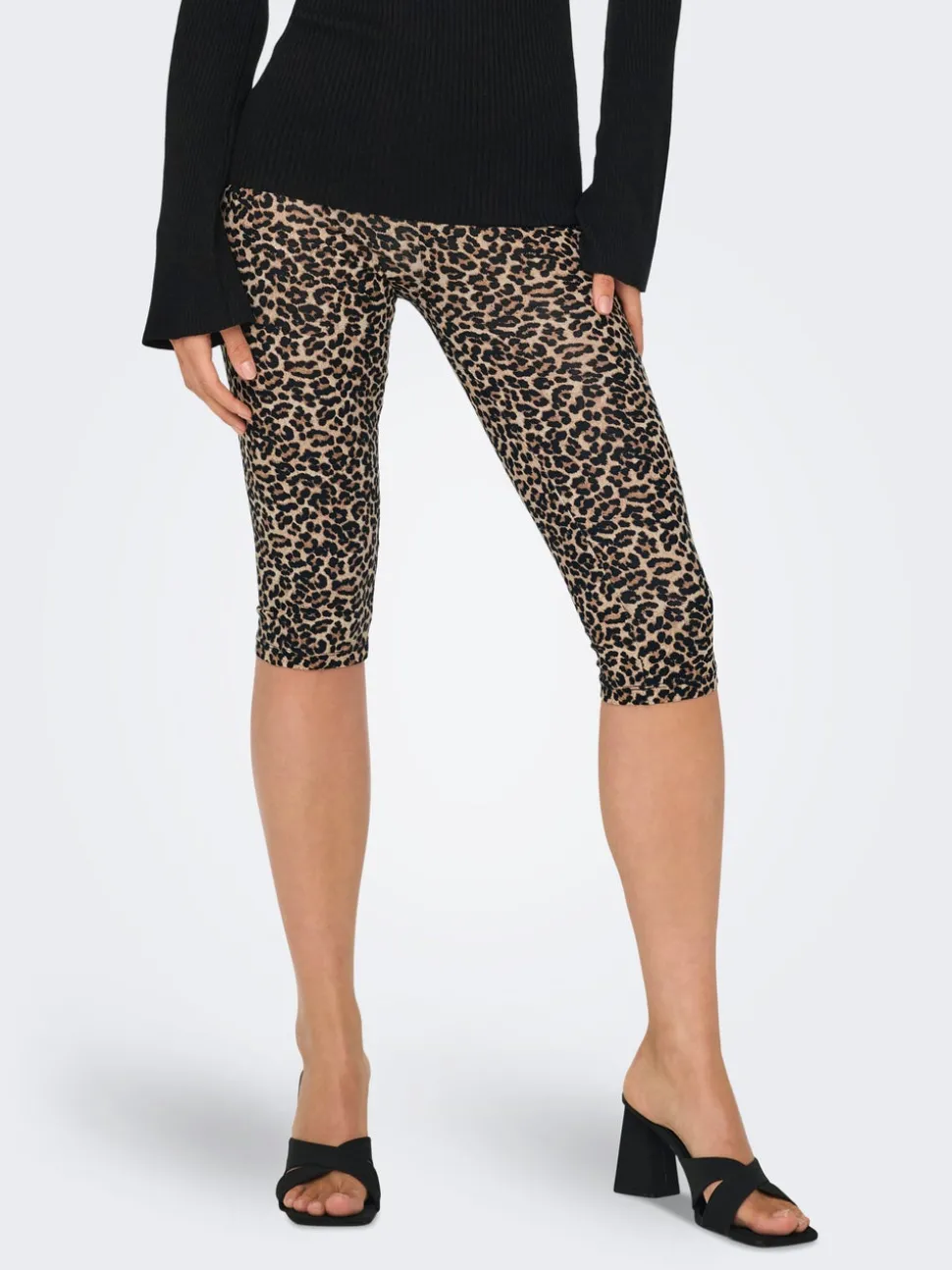ONLLIVE Slim Fit shorts