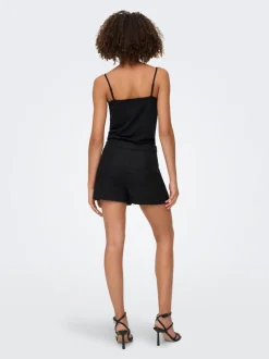 ONLLUKI Medelhög midja Normal passform Shorts
