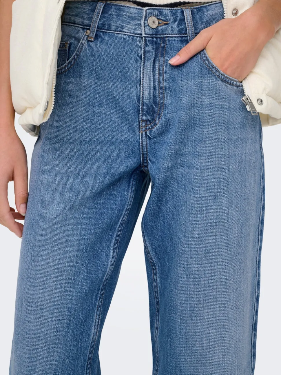 ONLLUMI Medelhög midja Mom Fit Jeans