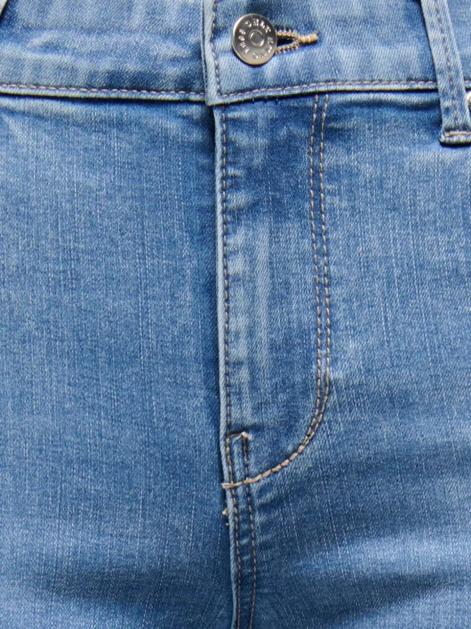 ONLLUSH Medelhög midja Utsvängd retropassform Jeans
